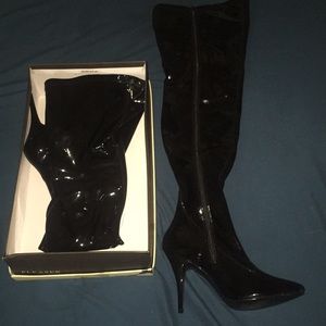 Thigh highs black boots